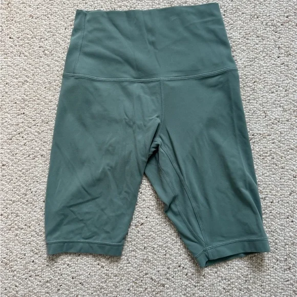lululemon athletica Green Athletic Shorts - Picture 2 of 2